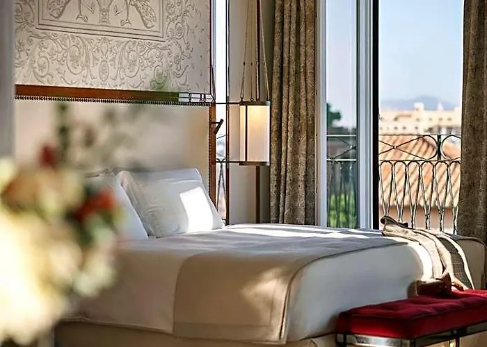 Eden - Dorchester Collection 5*